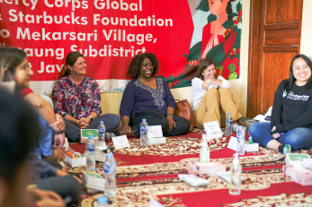 Mercy corps, ceo tjada d’oyen mckenna and starbucks executive vice president michelle burns visited indonesia meeting with mercy corps indonesia team members and residents of campaka mulya village in west java, indonesia.